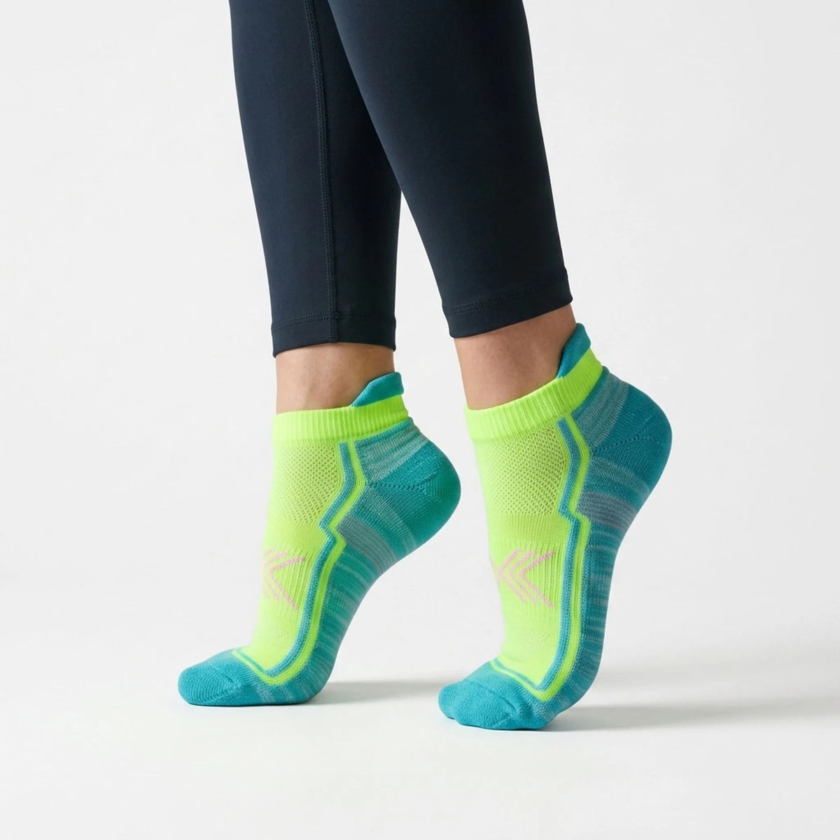 Cushioned Heel Tab Cotton Blend Ankle Athletic Socks