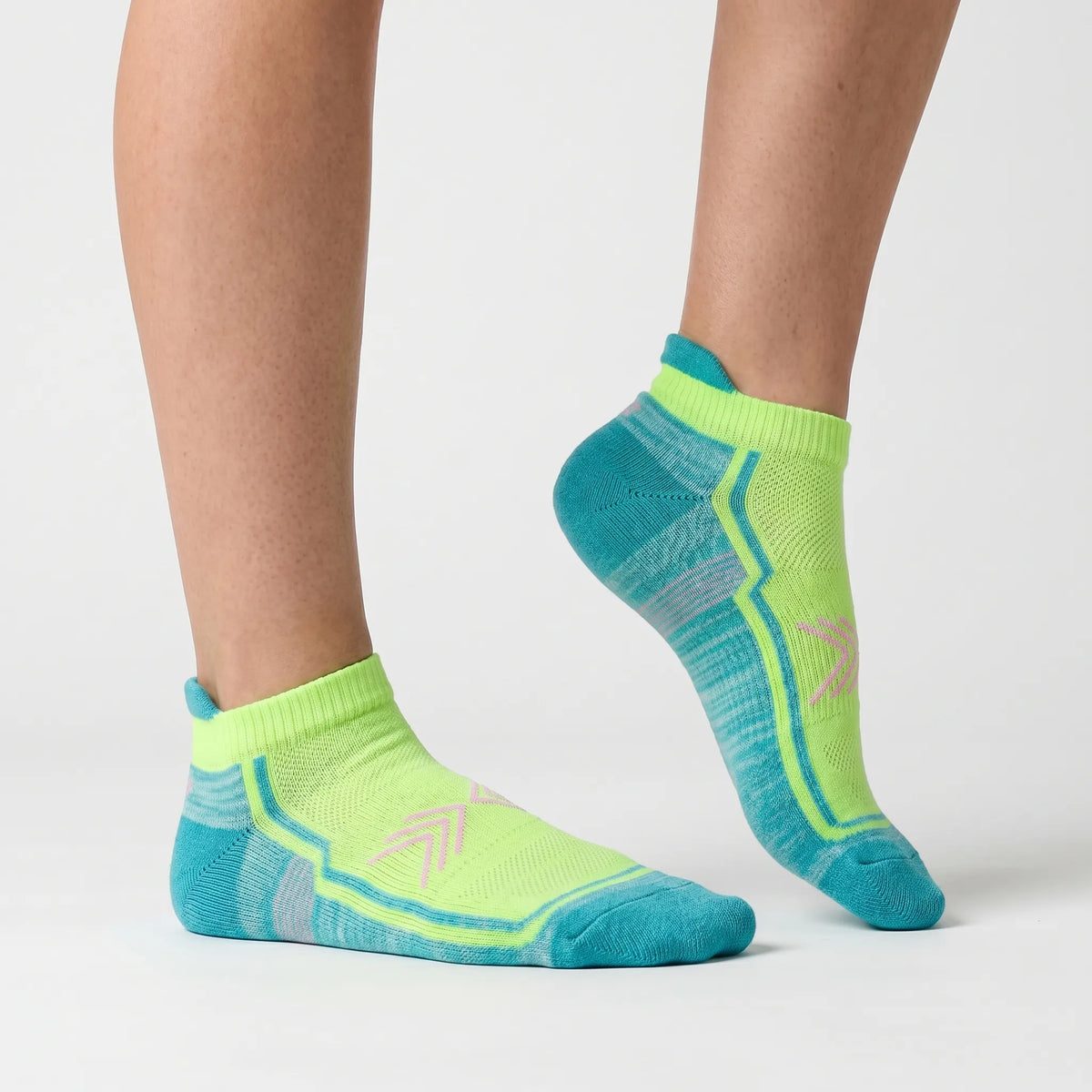 Cushioned Heel Tab Cotton Blend Ankle Athletic Socks