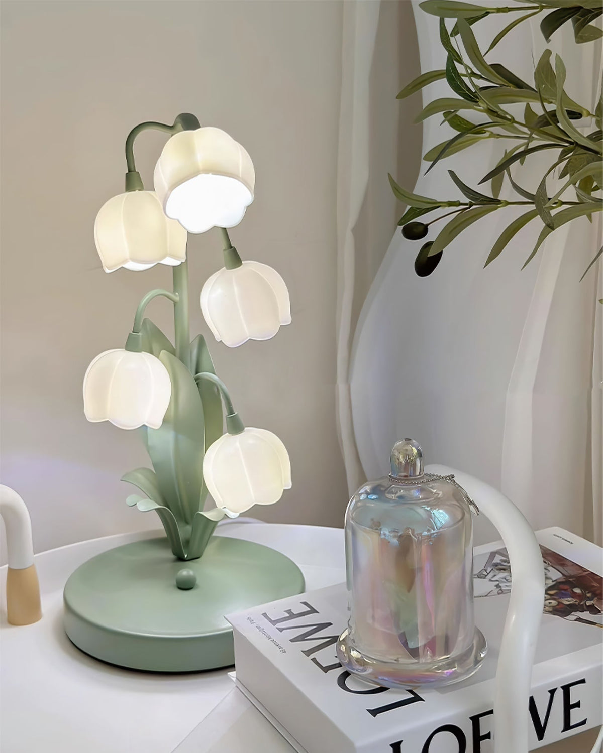 Tulip Shaped Orchid Bloom Floral Table Lamp