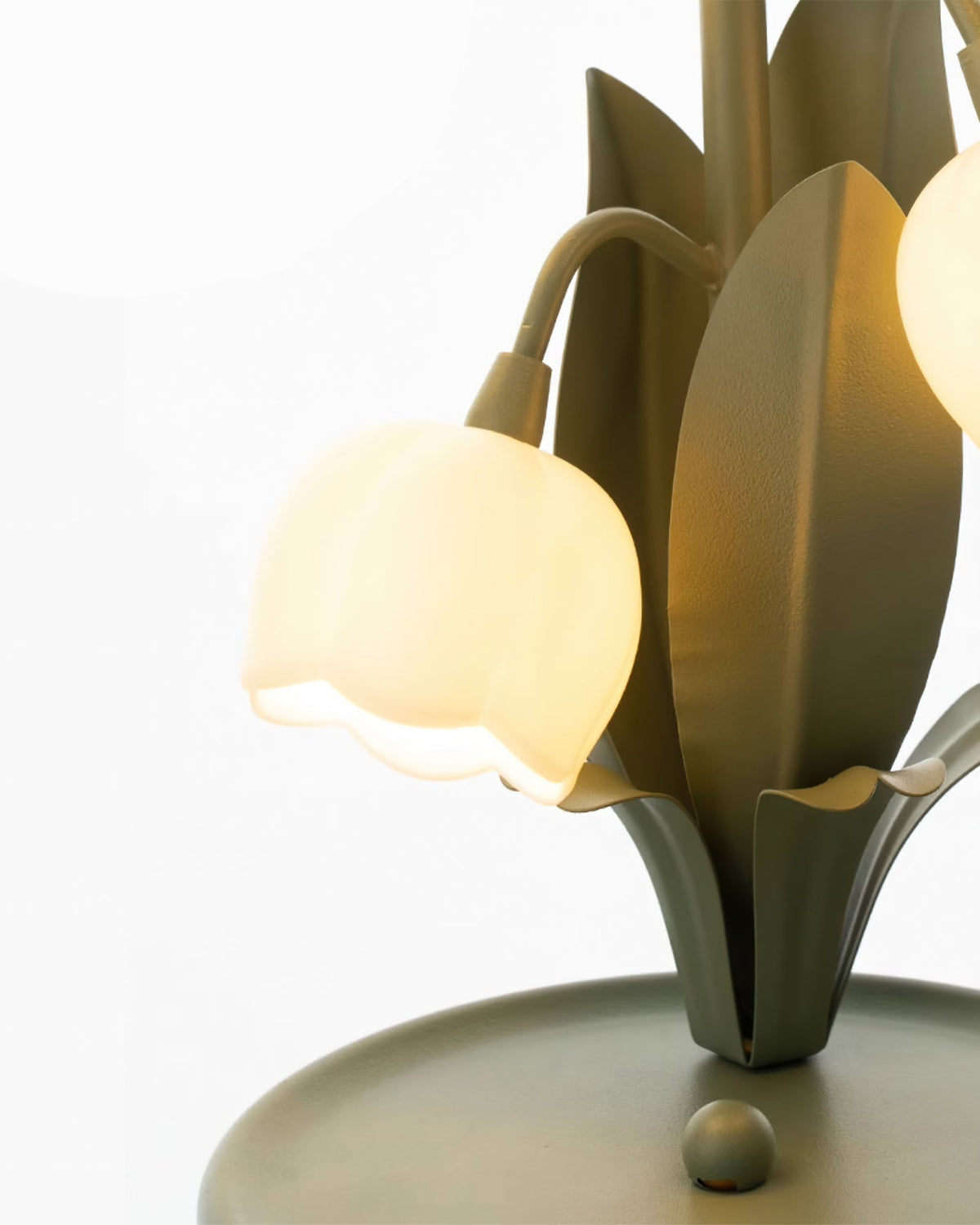 Tulip Shaped Orchid Bloom Floral Table Lamp