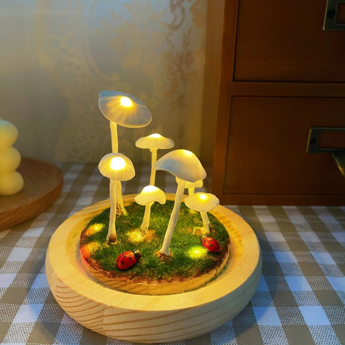 Customizable Mushroom Cluster Battery Powered DIY Table Lamp