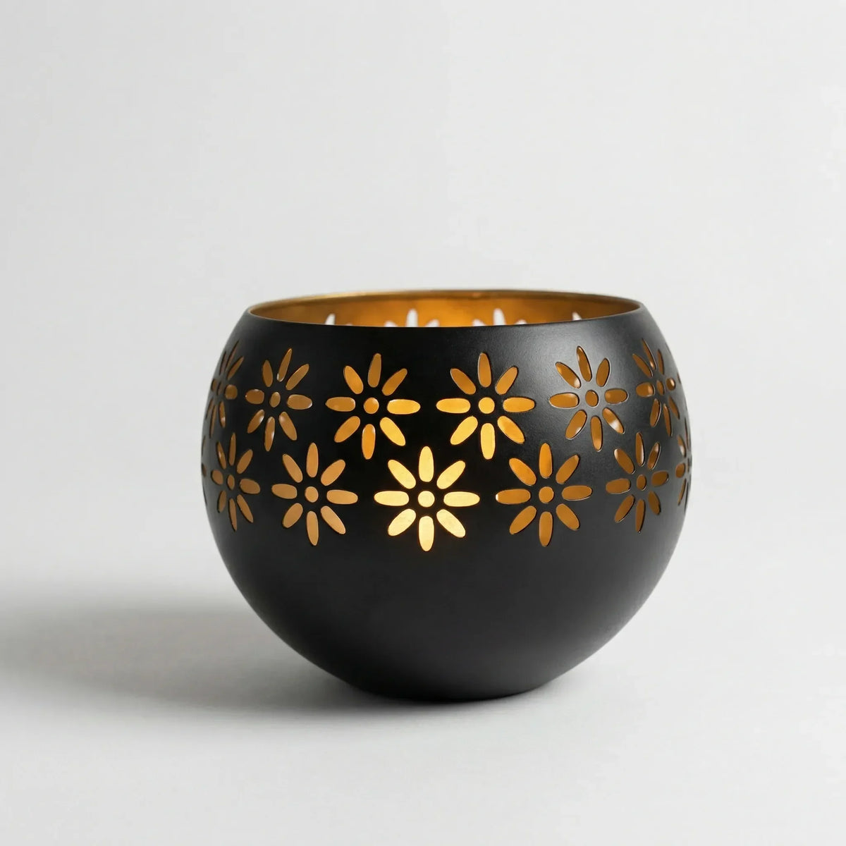 Cut Floral Motif Flameless Dimmable Rechargeable Candle Table Lamp
