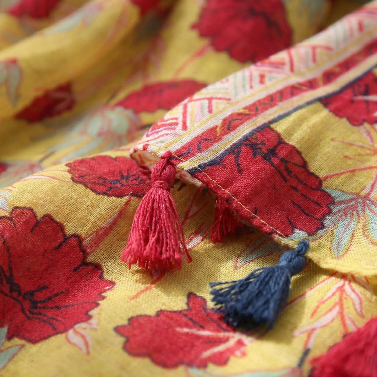 Boho Floral Print Tasseled Lightweight Women's Scarf Wrap