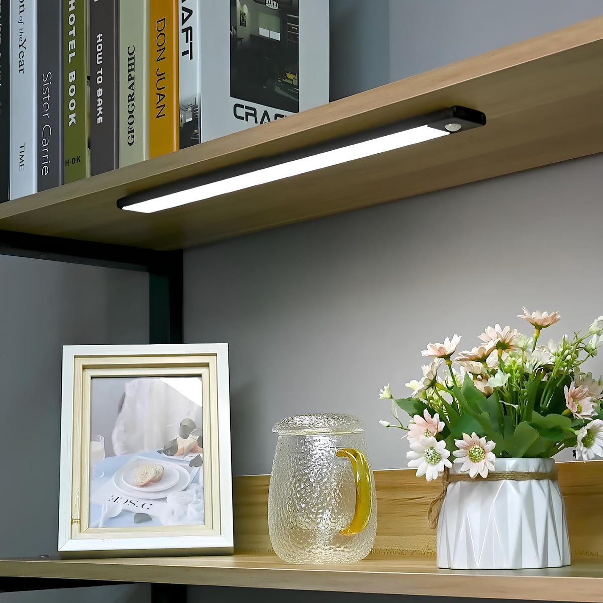 Rechargeable Magnetic Strip Dimmable Motion Sensor Light Bar