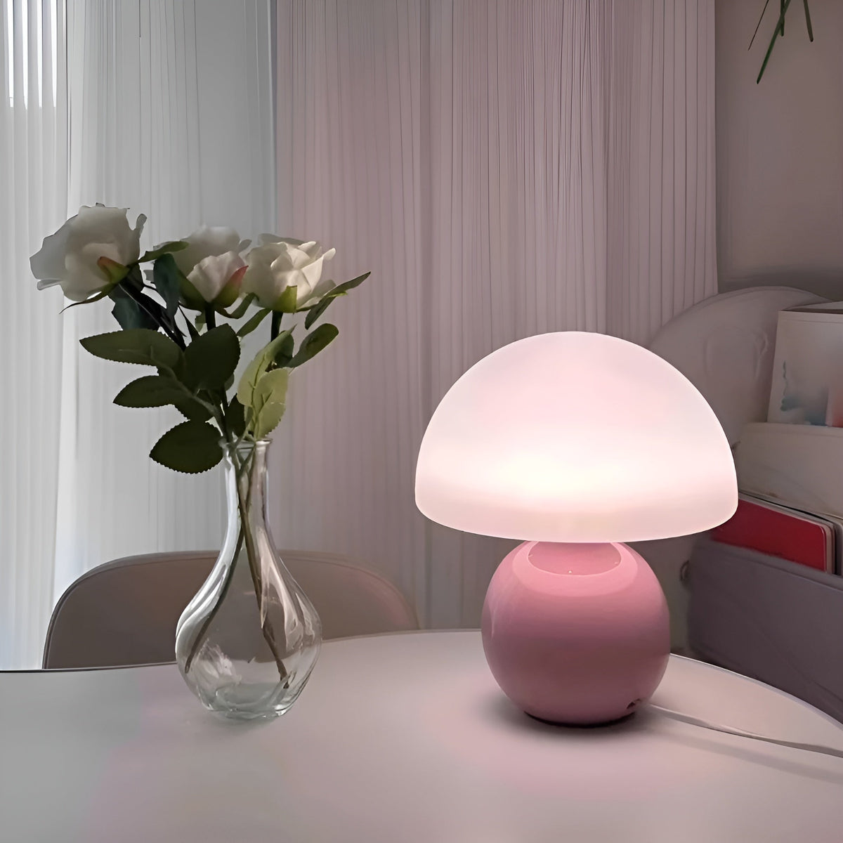 Mid-Century Modern Curved Dome Rounded Base Compact Table Lamp