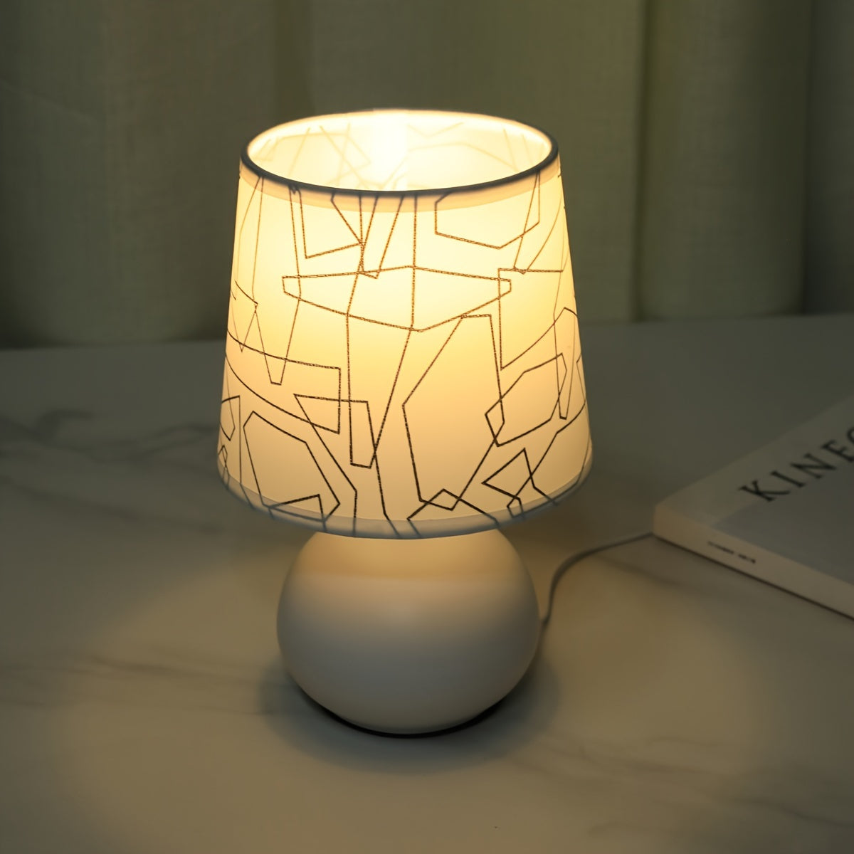 Geometric Molded Shade Compact Round Base USB Table Lamp