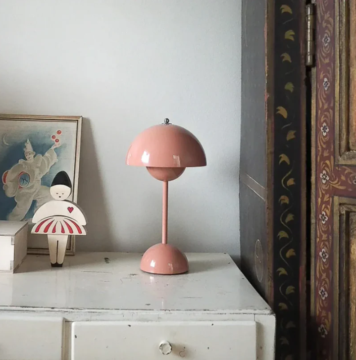 Sleek Minimalist Scandinavian Touch Control Dimmable Table Lamp