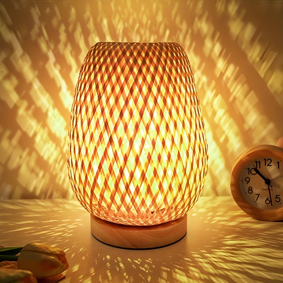 Woven Bamboo Shade Compact USB Powered Table Lamp