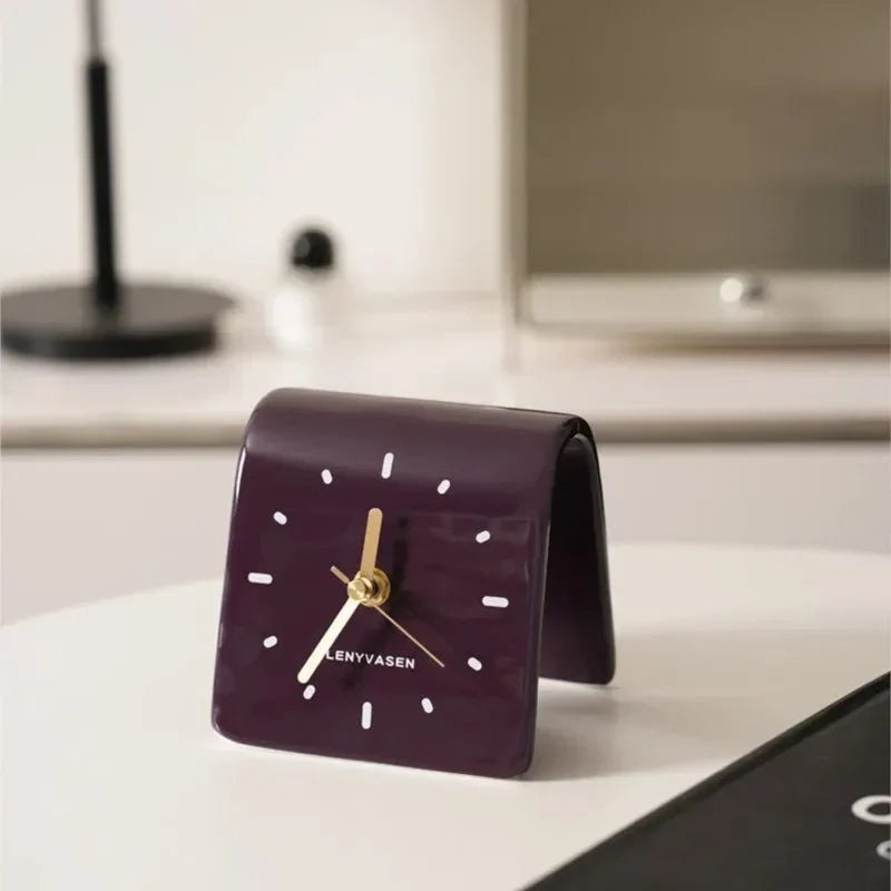 Arched Silhouette Ceramic Silent Quartz Table Clock