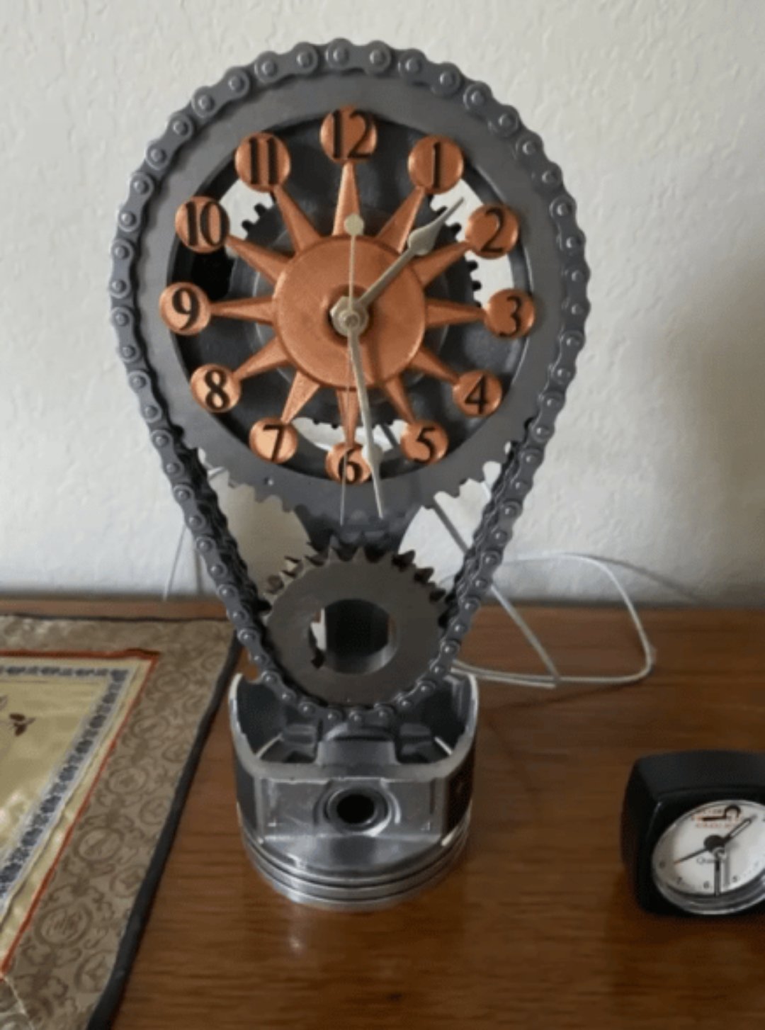 Exposed Gear Mechanism Industrial Metal Glass Silent Wall Clock