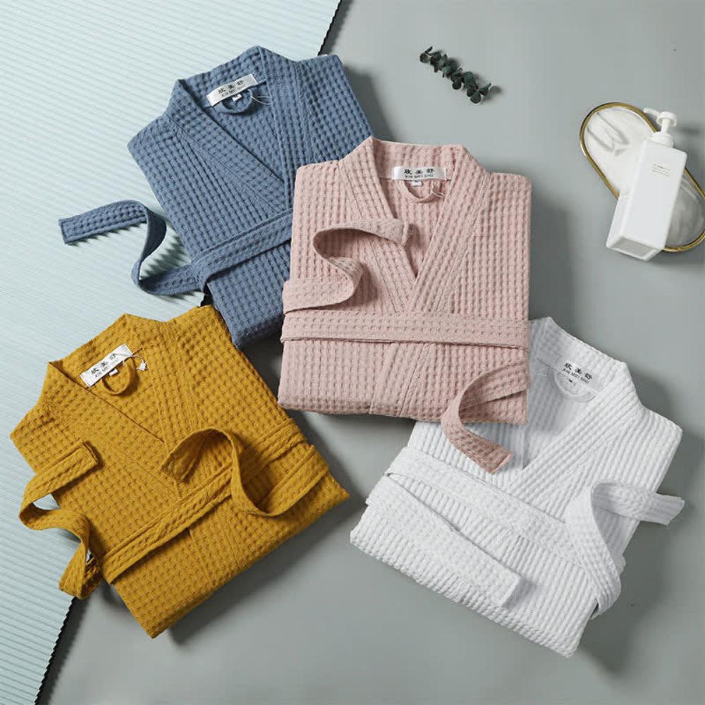 Lightweight Waffle Textured Cotton V-Neck Bathrobe With Adjustable Belt