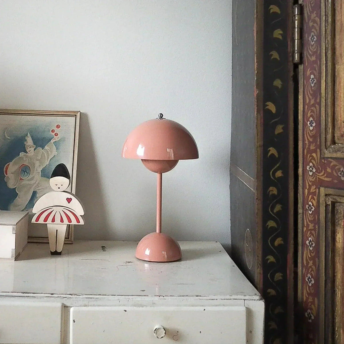 Retro Spherical Cordless Dimmable Rechargeable Table Lamp