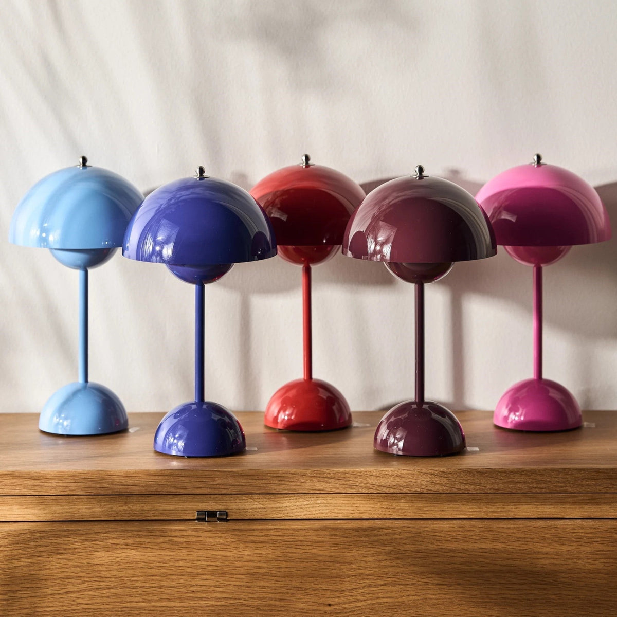 Wireless Rechargeable Dimmable Sphere Globe Table Lamp