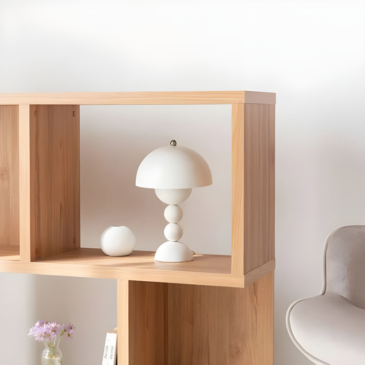 Scandinavian Flower Bud Minimalist Dimmable Bedside Table Lamp