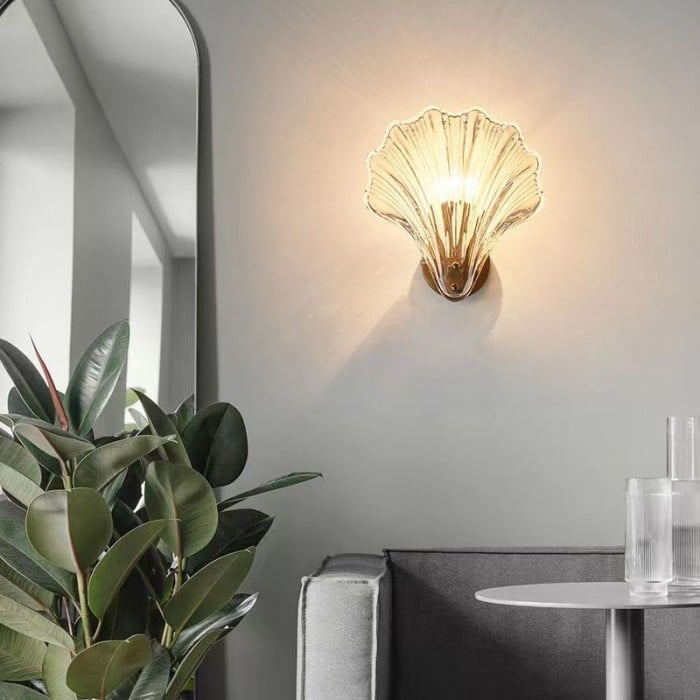 Sculpted Seashell Ribbed Glass Art Deco Wall Light