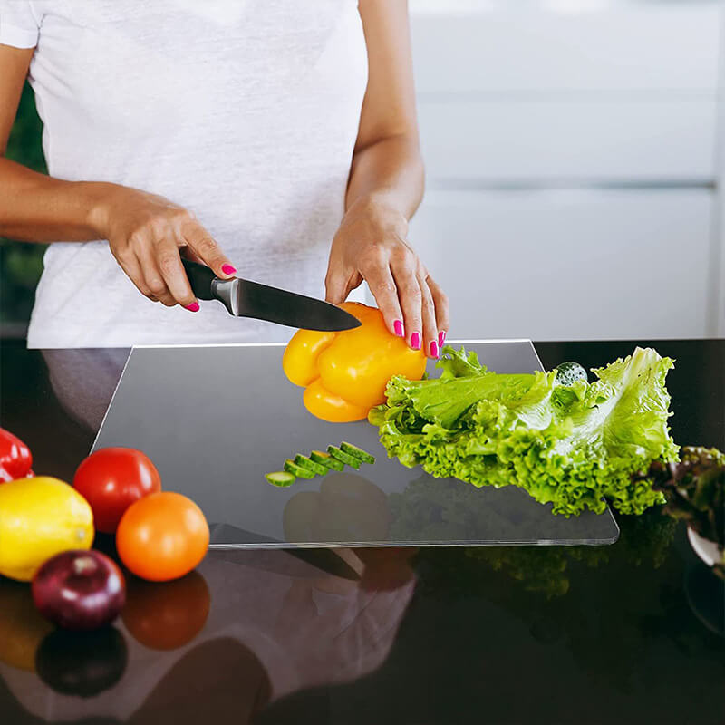 Transparent Acrylic Anti-Slip Kitchen Cutting And Serving Board