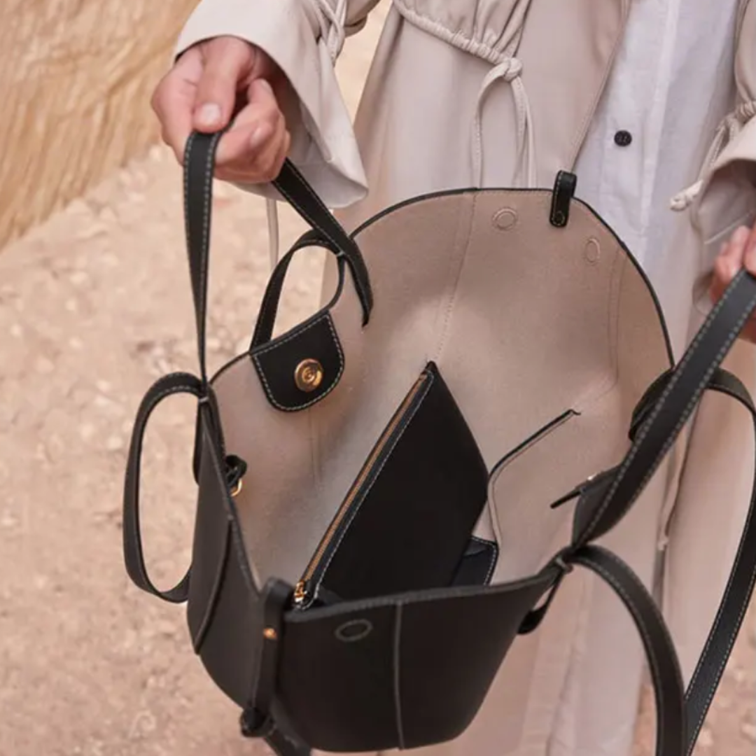 Classic Spacious Everyday Sleek Handbag For Women