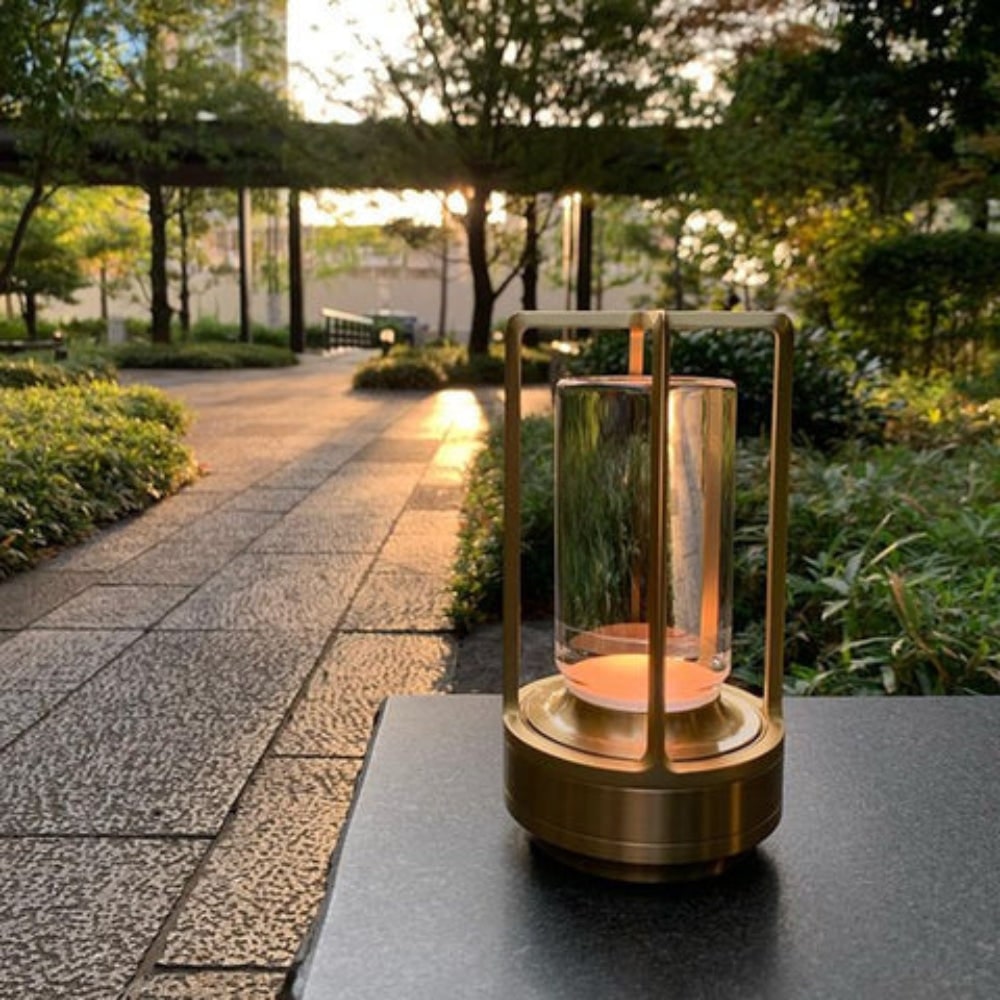 Minimalist Metal Cordless Rechargeable Indoor Outdoor Table Lamp