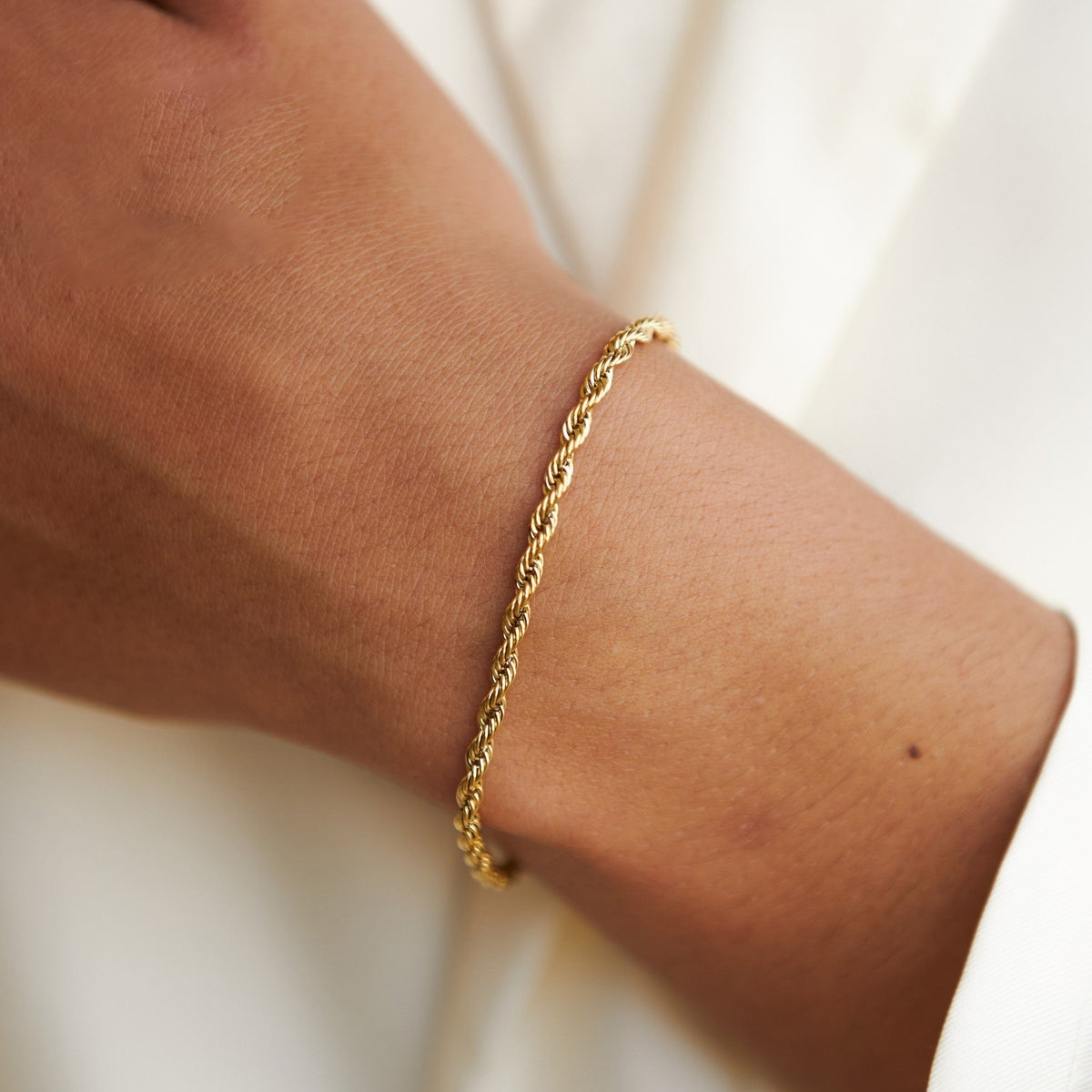 Twisted Link Gold Pvd Coated Silver Chain Bracelet