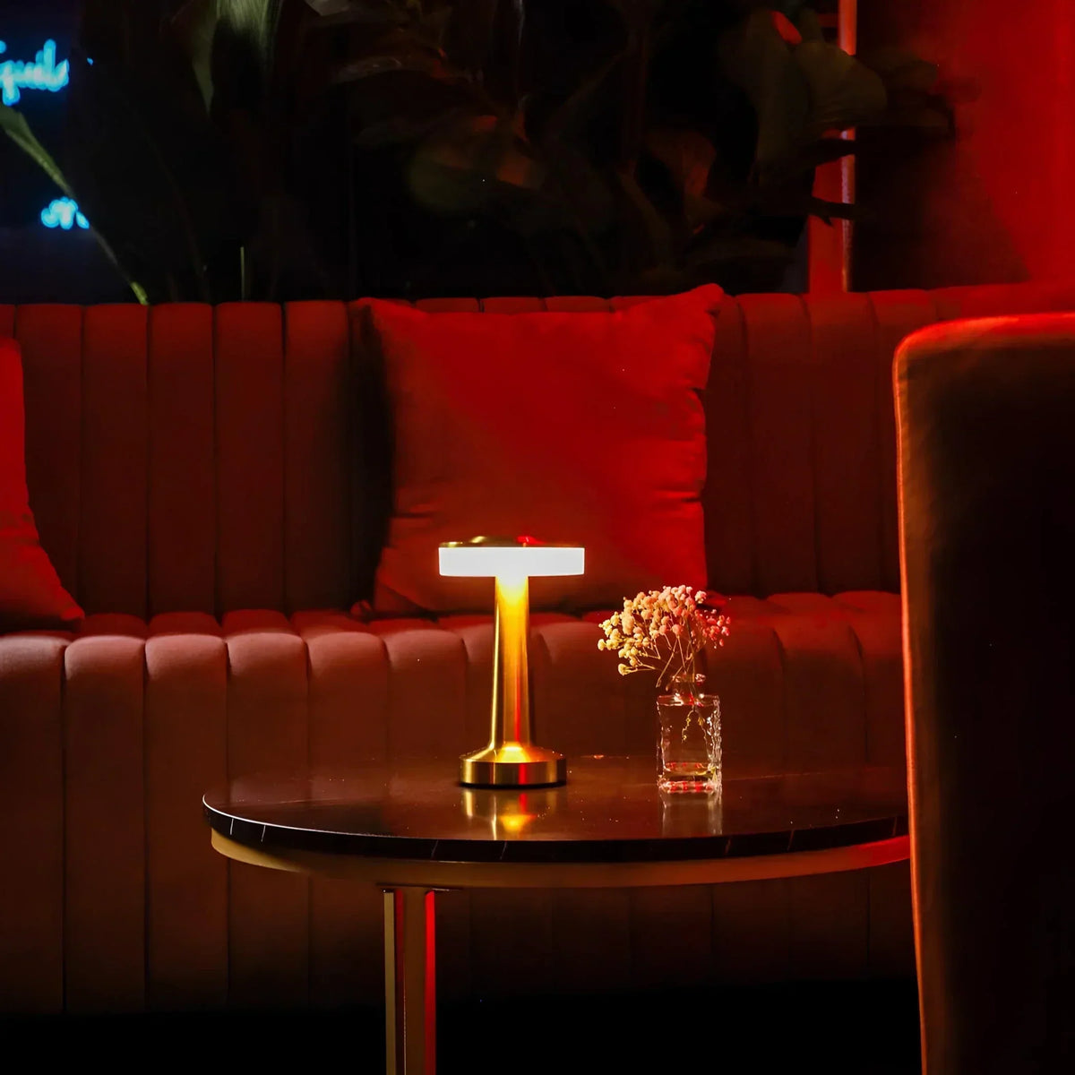 Retro Metal Wireless Rechargeable Dimmable Ambient Table Lamp