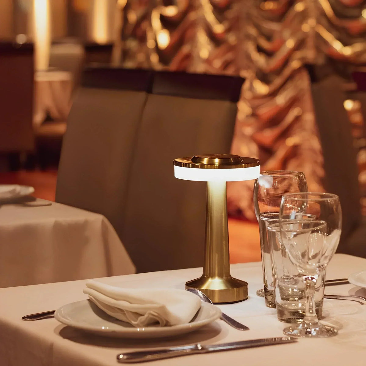 Retro Metal Wireless Rechargeable Dimmable Ambient Table Lamp
