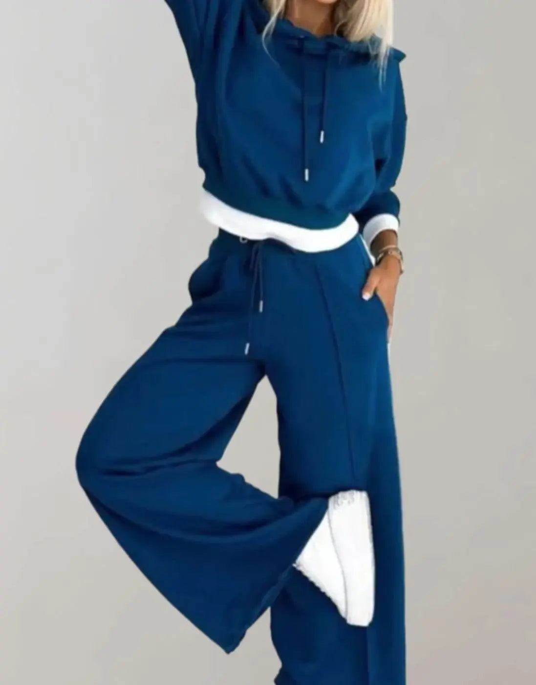 Women's Cropped Hoodie Wide-Leg Drawstring Tracksuit Set