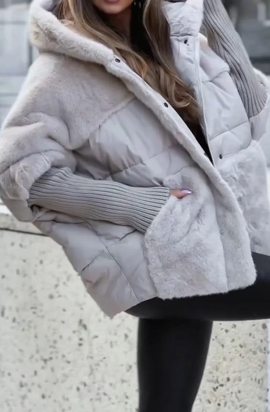 Women's Faux Fur Hooded Quilted Puffer Winter Jacket