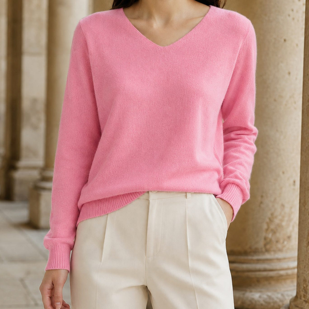 Women's Knitwear Fine Wool V-Neck Relaxed Pullover Jumper