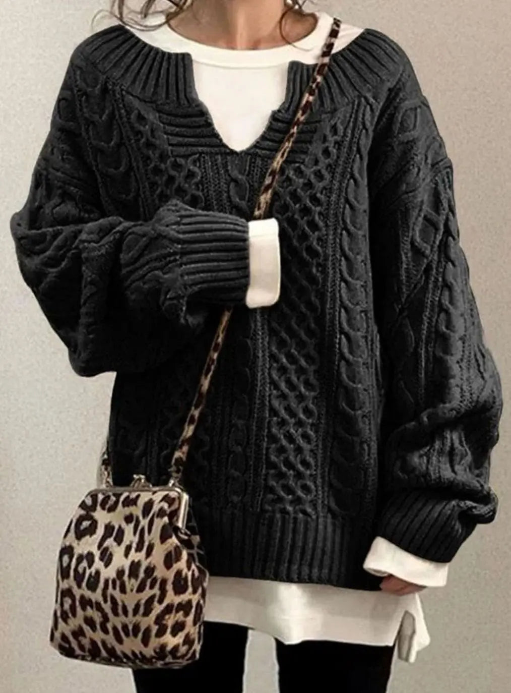 Women's Oversized Cable Knit Sweater V-Neck Layered Jumper