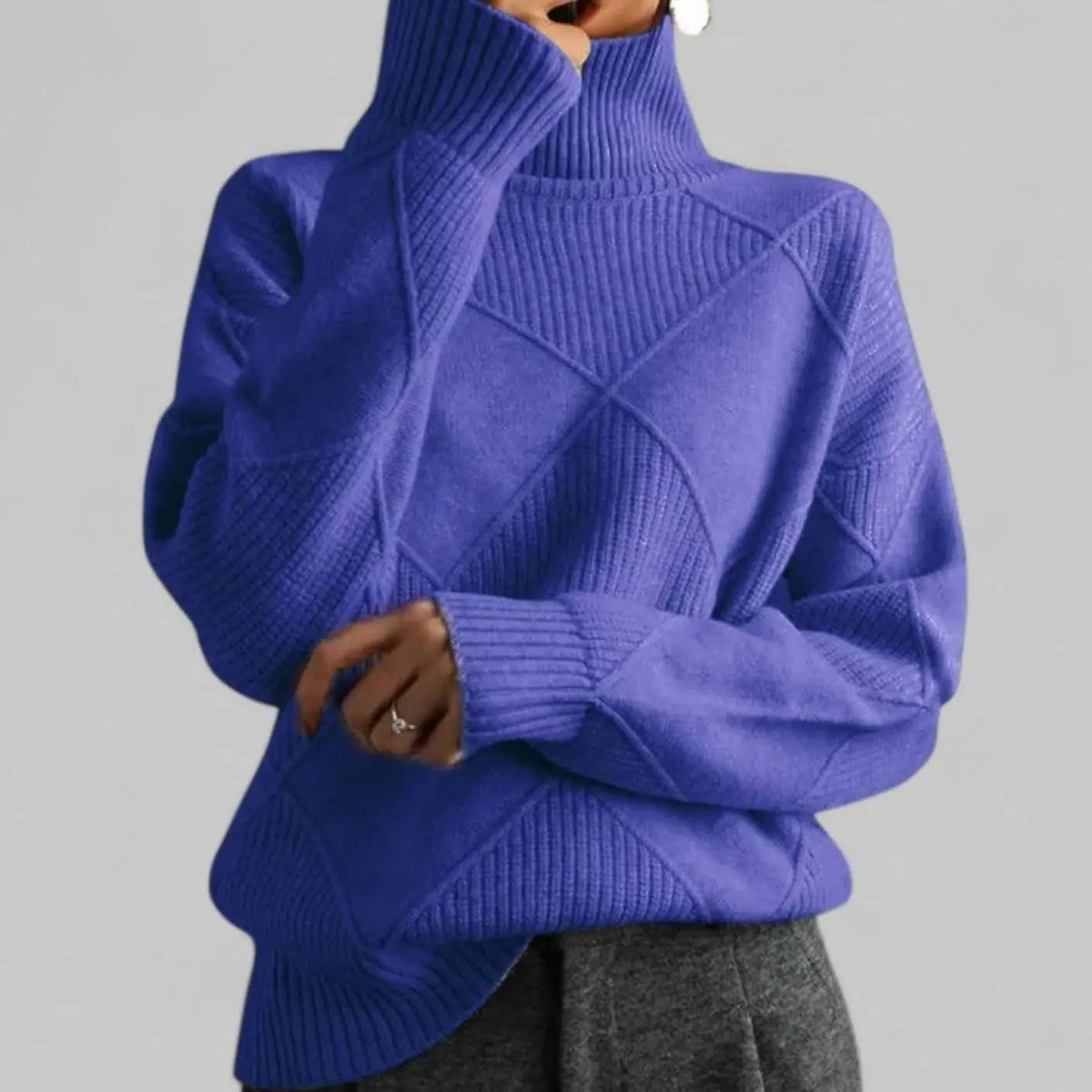 Women's Oversized Diamond-Knit Turtlenecks Sweater