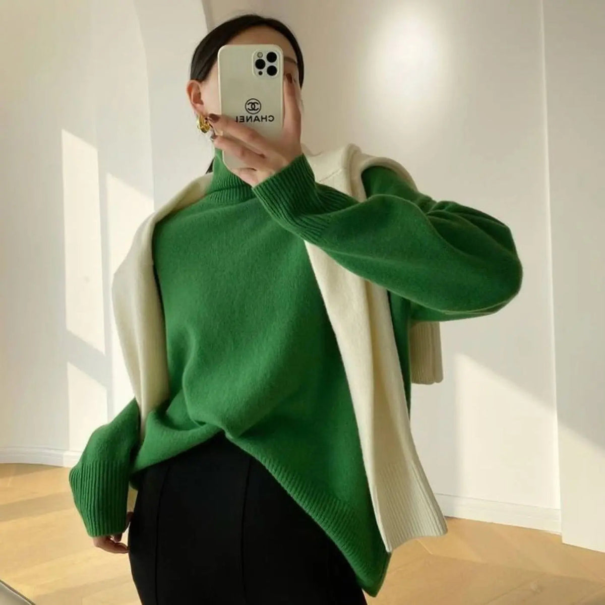 Women's Oversized Long-Sleeve Knit Turtleneck Jumper