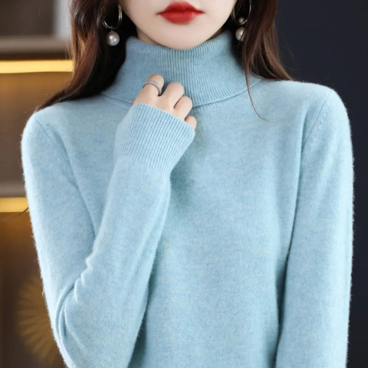 Women's Slim-Fit Cashmere Blend Turtleneck Jumper