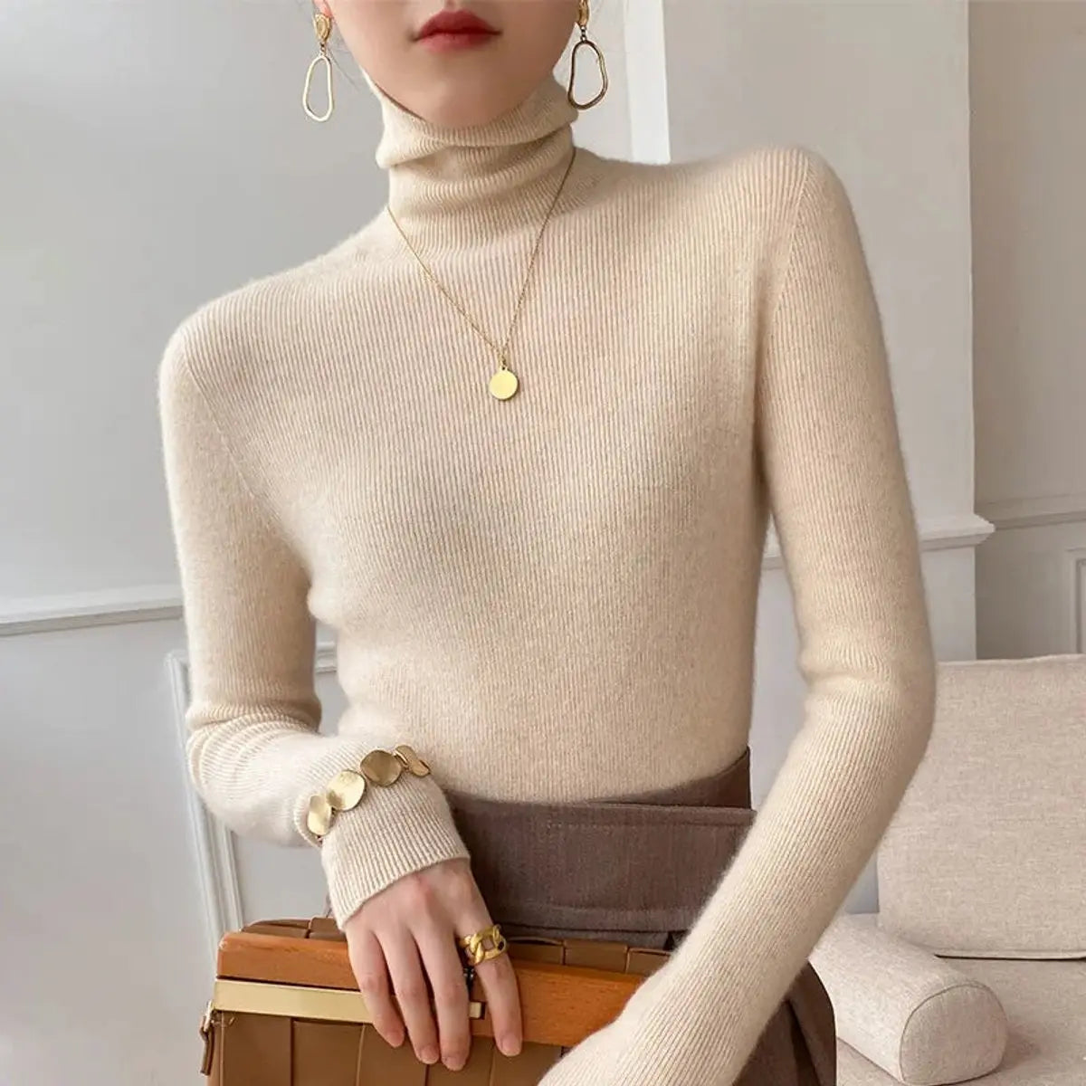 Women's Slim-Fit Cashmere Turtleneck Jumper