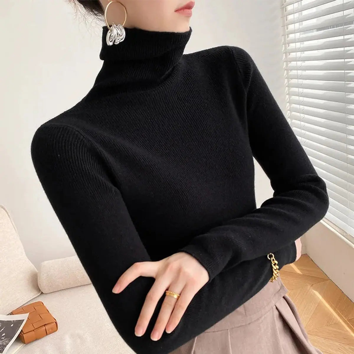 Women's Slim-Fit Cashmere Turtleneck Jumper