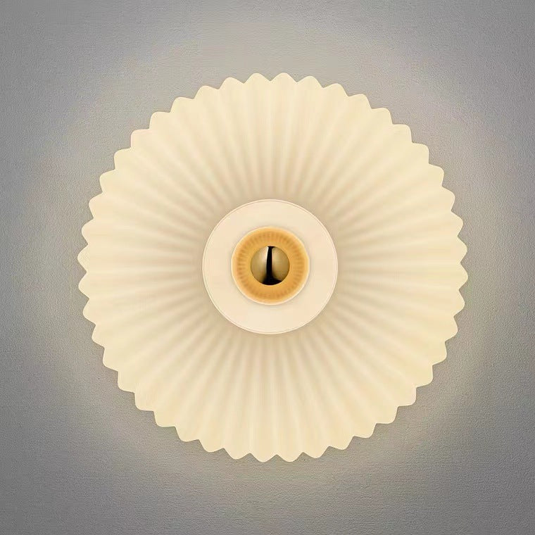 Nordic Vintage Striped Ripple Glass Disc Wall Light