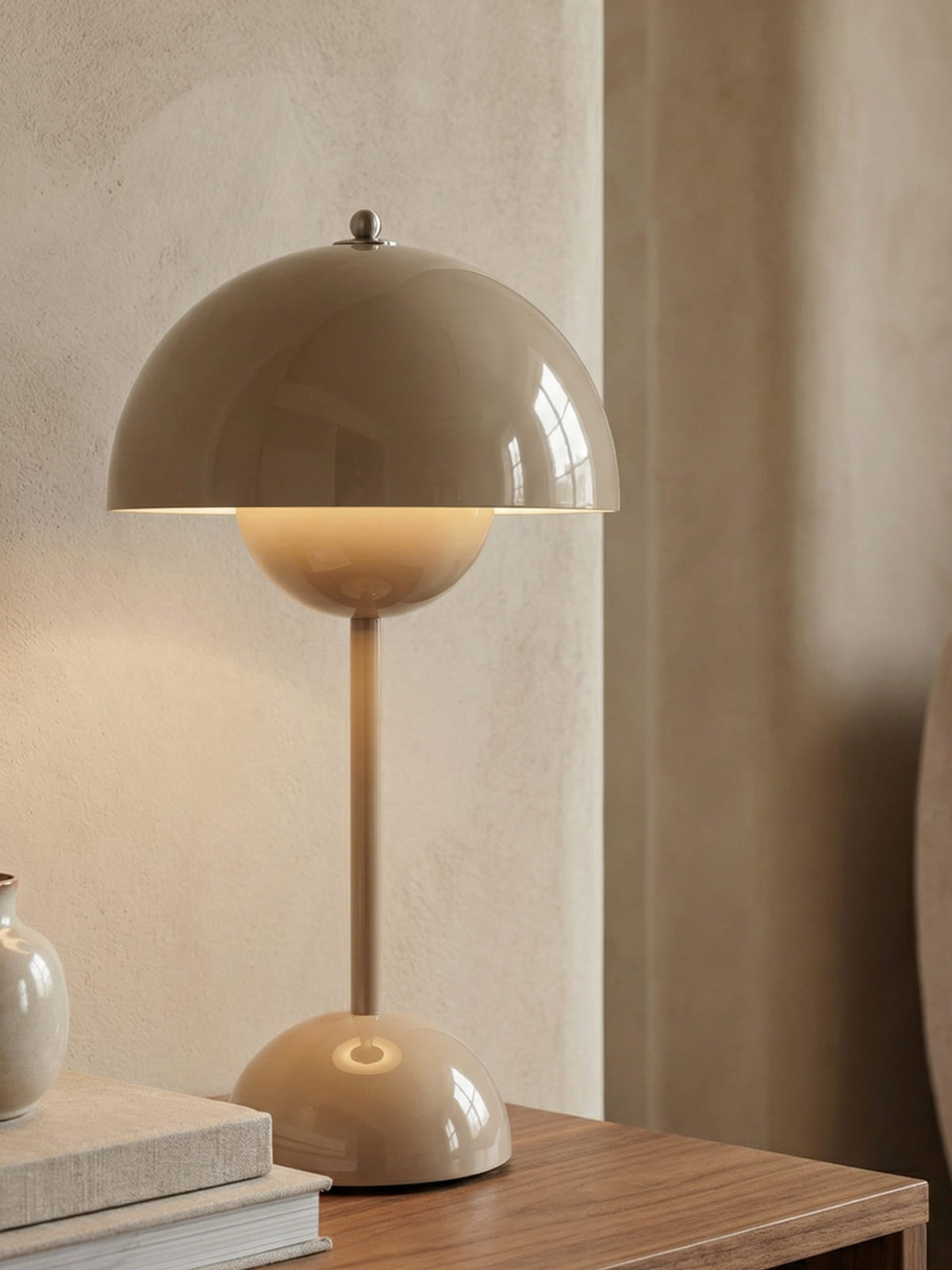 Retro Spherical Cordless Dimmable Rechargeable Table Lamp