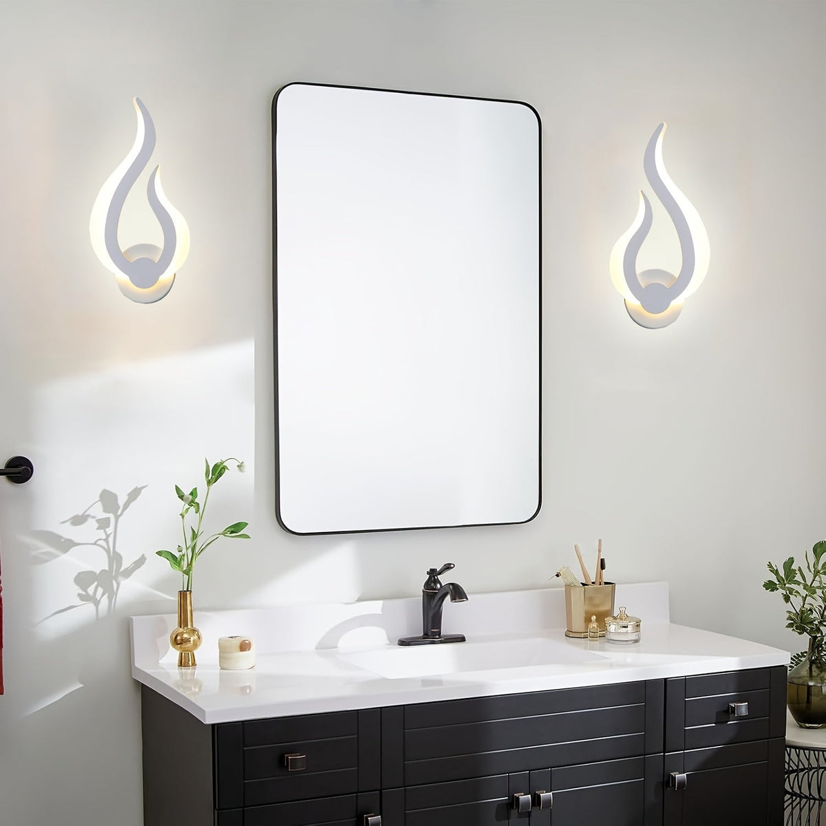 Flame Silhouette Sculptural Acrylic Modern Wall Light