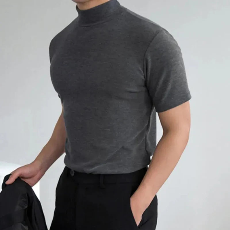 Basic Herren T-Shirt mit hohem Kragen, schlicht und bequem 1