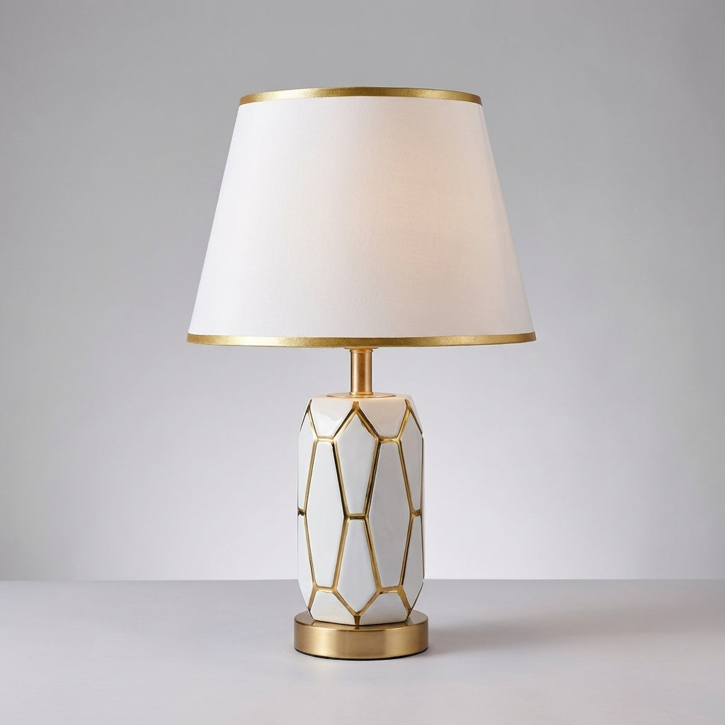 Retro Minimalist Ceramic Base Fabric Shade Table Lamp