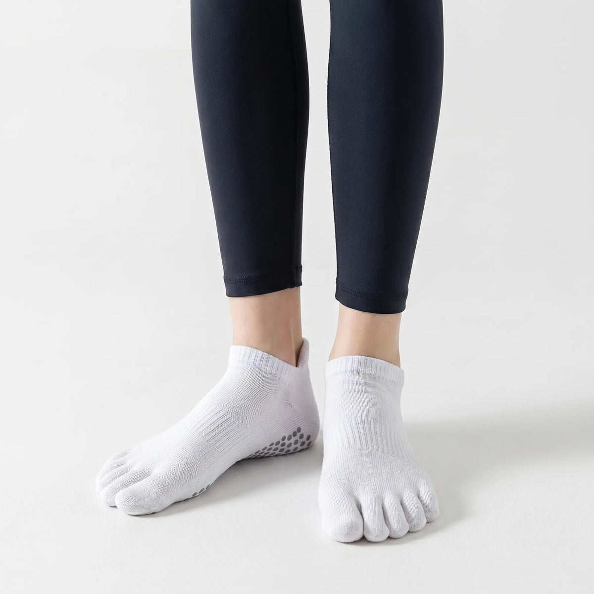 Low-Cut Ribbed Cuff Dotted Grip Five-Toe Yoga Socks