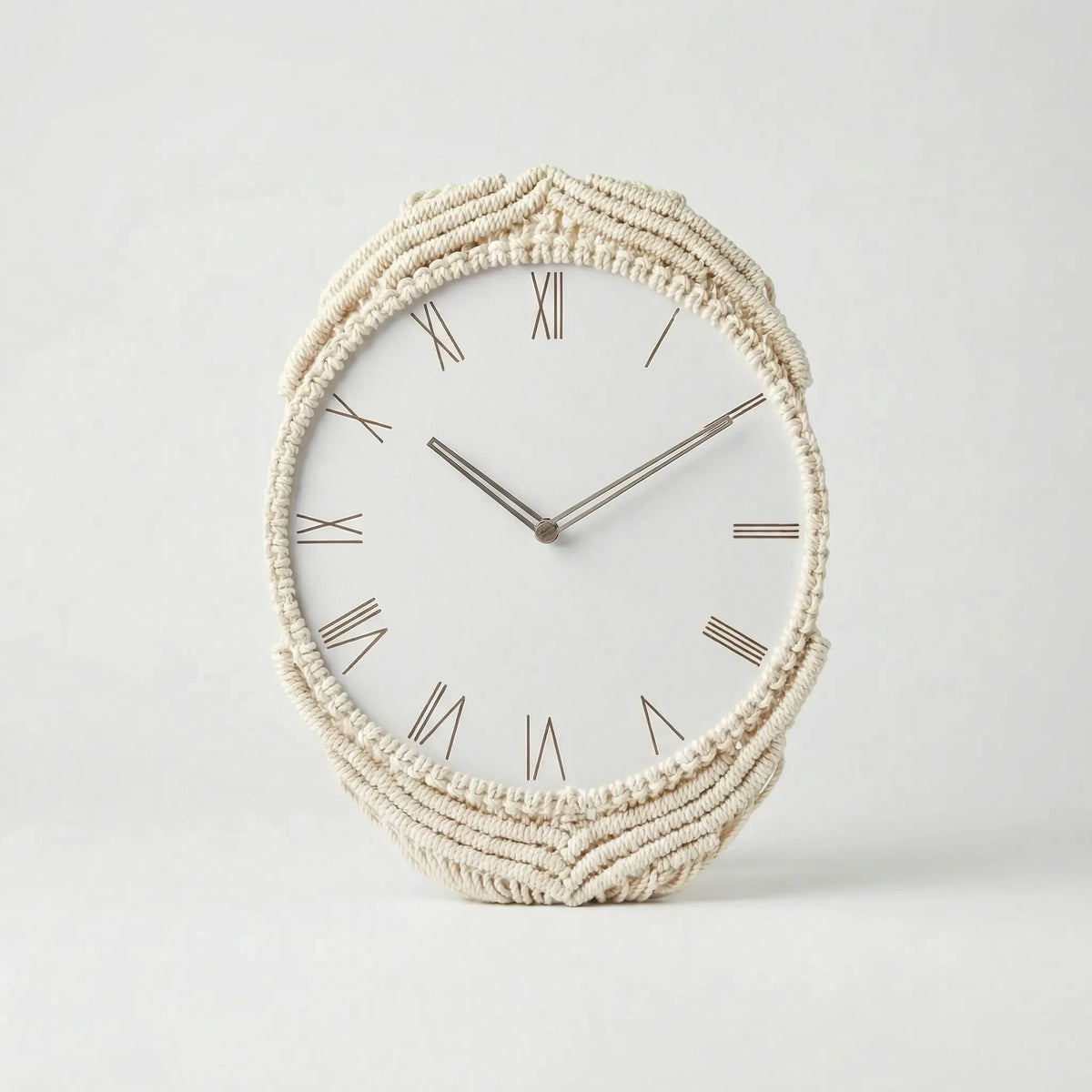Handwoven Knotted Fringe Bohemian Round Analog Wall Clock