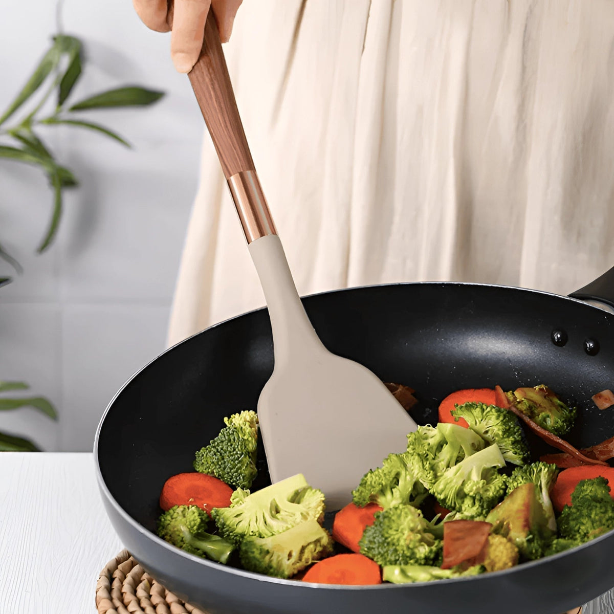 Ergonomic Copper Wood Handle Silicone Kitchen Utensils Set