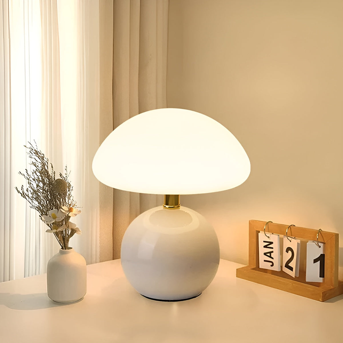 Mid-Century Modern Curved Dome Rounded Base Compact Table Lamp