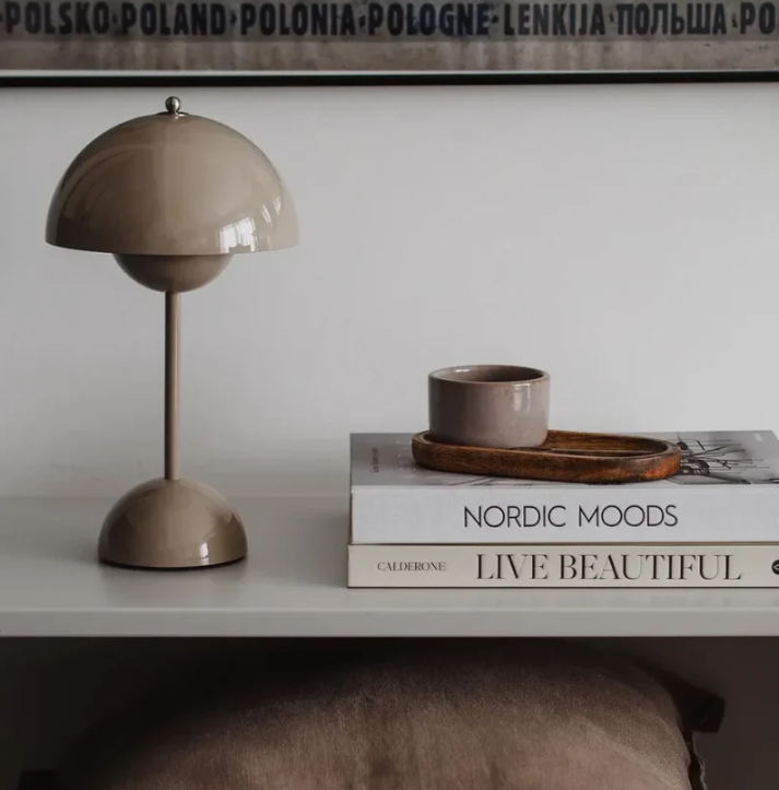 Sleek Minimalist Scandinavian Touch Control Dimmable Table Lamp