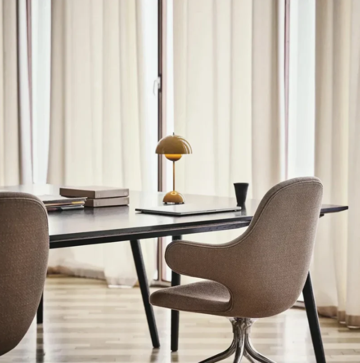 Sleek Minimalist Scandinavian Touch Control Dimmable Table Lamp
