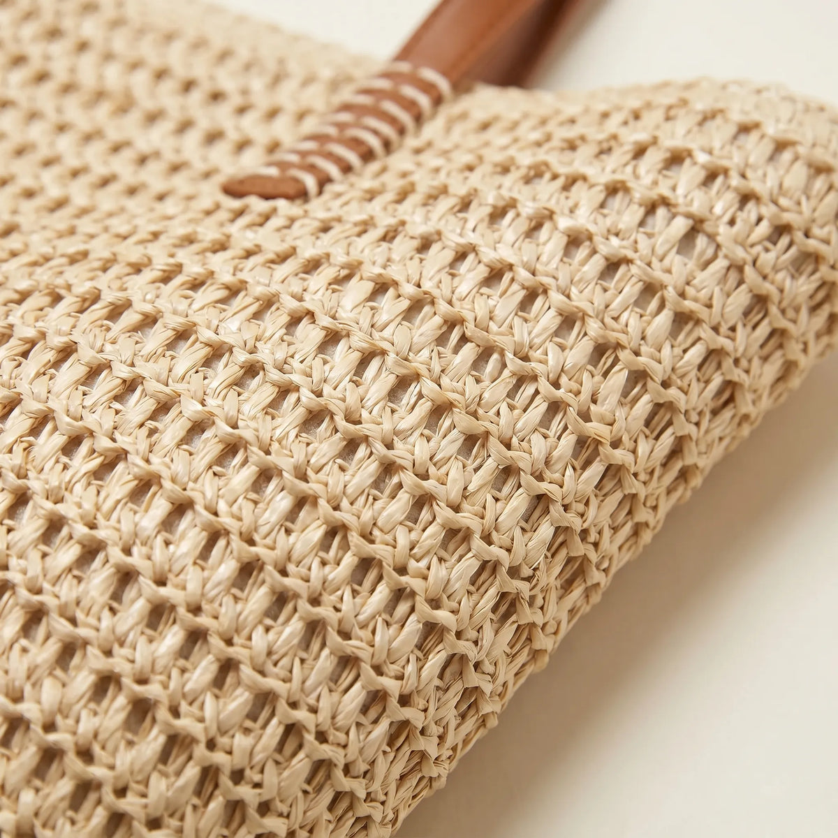 Textured Woven Spacious Zippered Shoulder Beach Tote Handbag