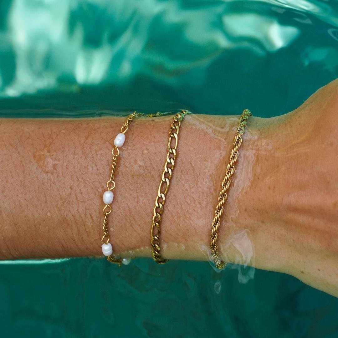 Handcrafted Freshwater Pearl Gold Coated Stainless Steel Bracelet