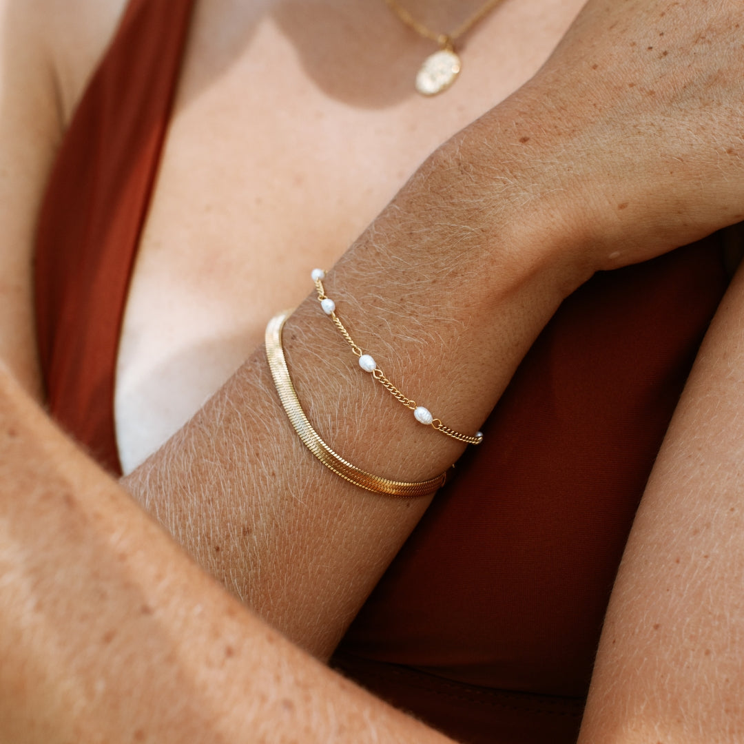 Handcrafted Freshwater Pearl Gold Coated Stainless Steel Bracelet