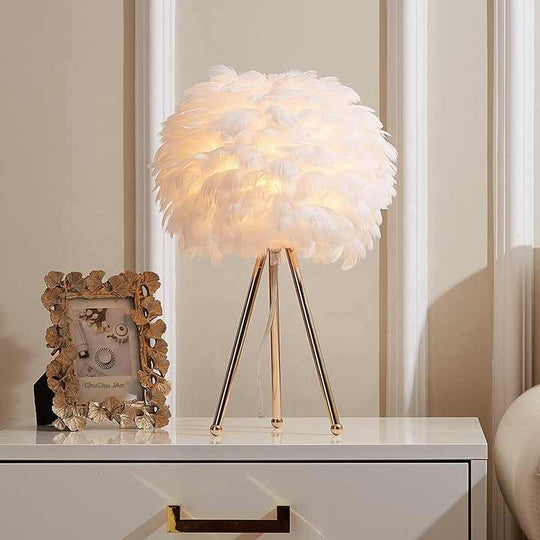 Feathered-Adorned Metal Base Dimmable Table Lamp