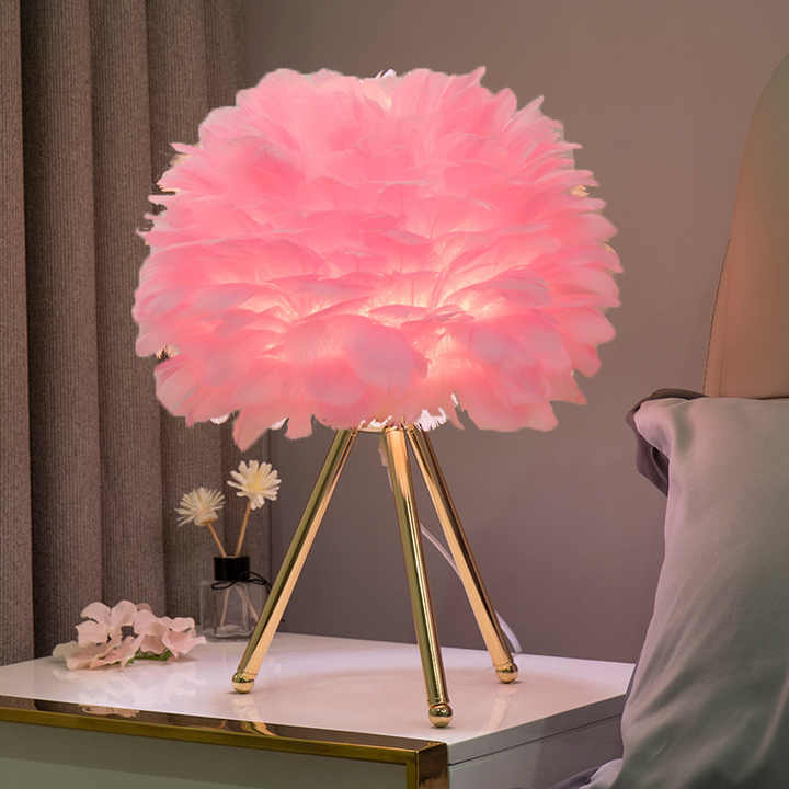 Feathered-Adorned Metal Base Dimmable Table Lamp